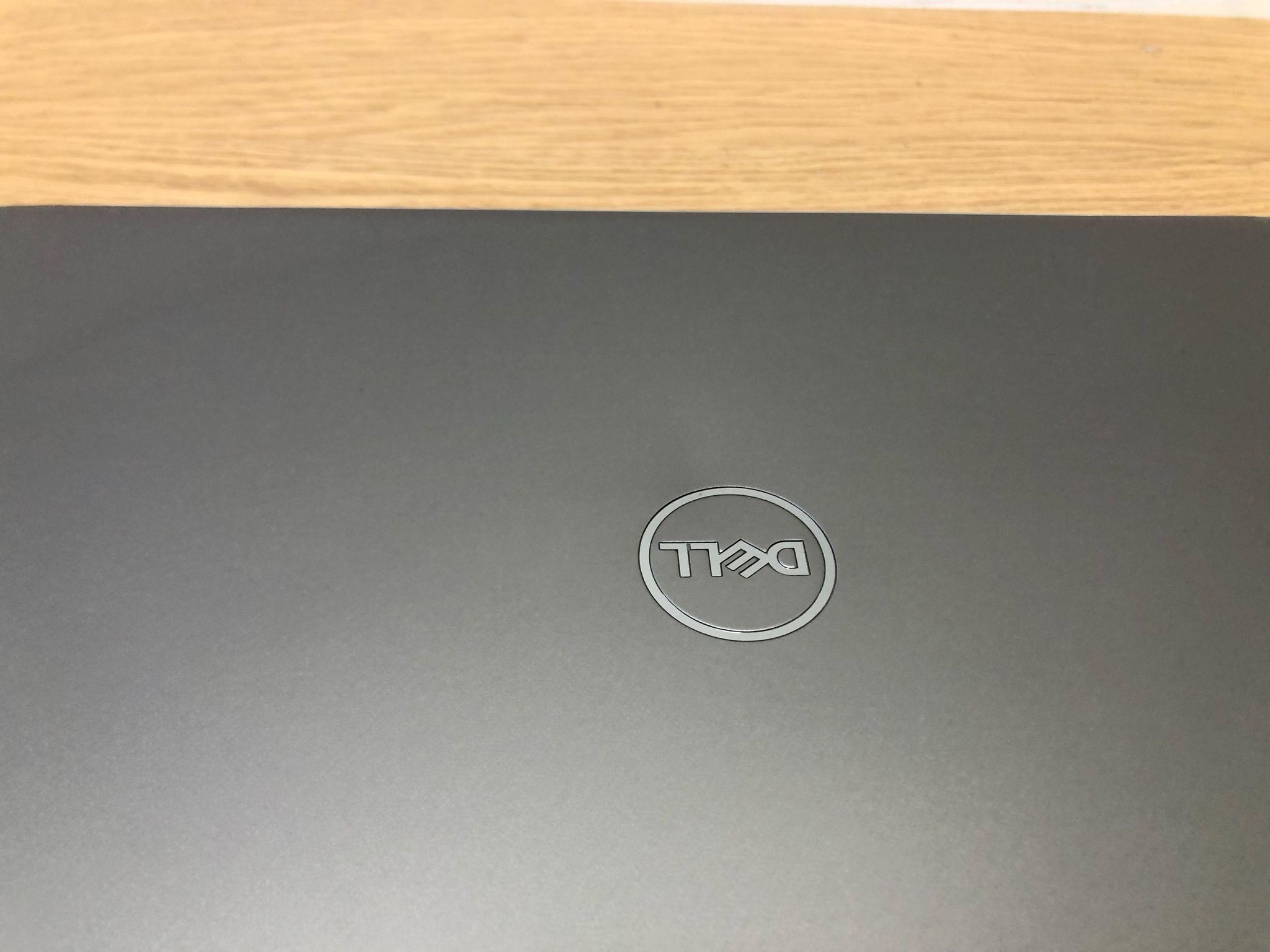 NOTEBOOK RICONDIZIONATO DELL LATITUDE 3301 13,3″ INTEL CORE I5-8265U RAM 8GB SSD 256GB WINDOWS 11 PRO GRADO B-