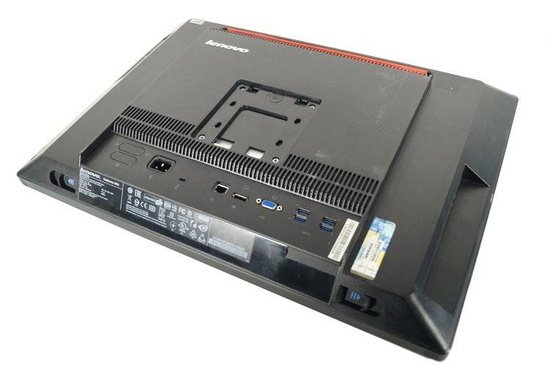 ALL IN ONE LENOVO THINKCENTRE M93Z AIO 23″ CORE I7-4770S RAM 8GB SSD 256GB FREEDOS - NO BASE - GRADO B+