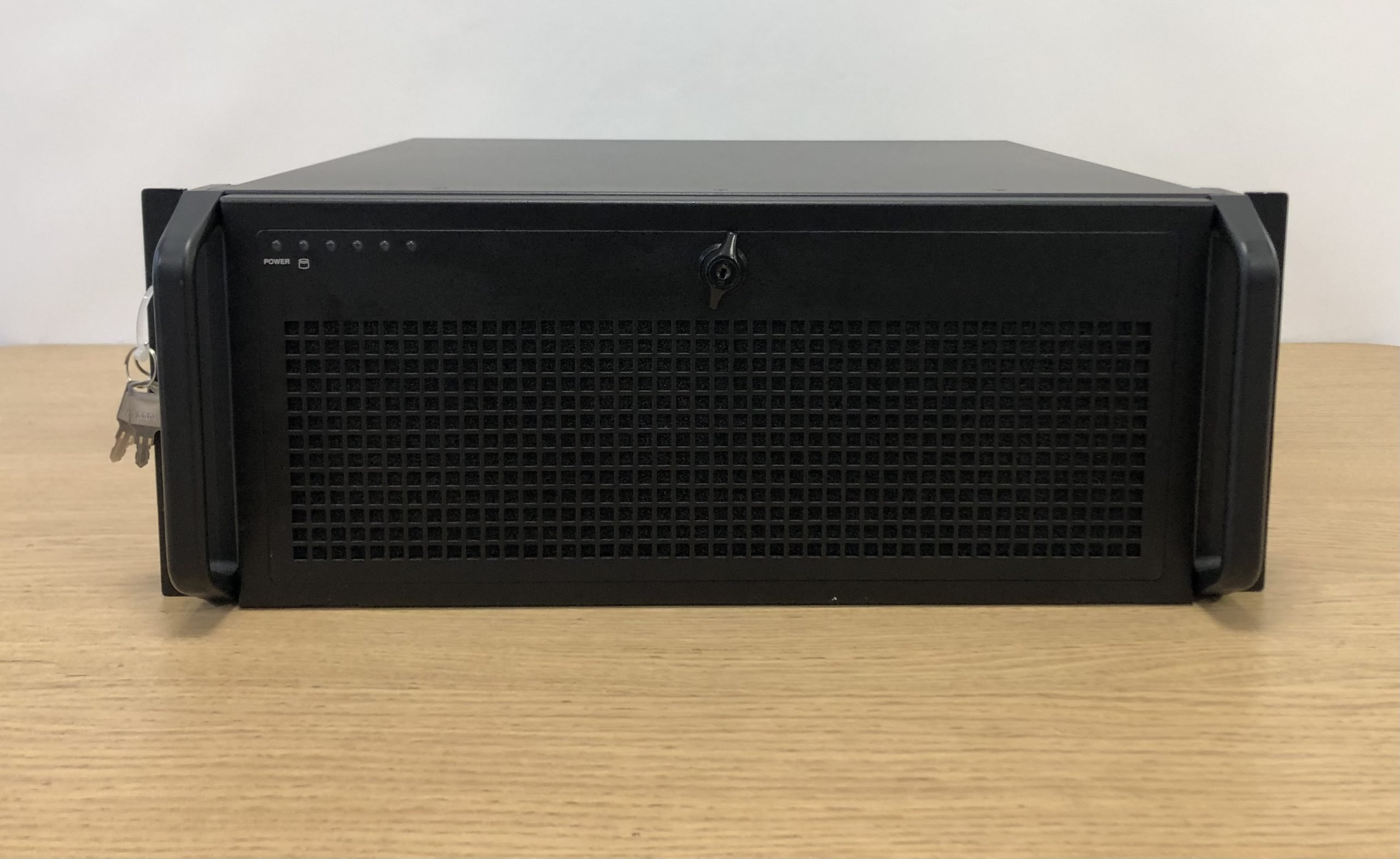 SERVER RICONDIZIONATO ASSEMBLATO X9DAL CORE 2x XEON E5-2418L RAM 16GB 4x HDD 500GB - RAID CONTROLLER RS2BL040 - SCHEDA VIDEO MATROX G450 - FREEDOS GRADO A
